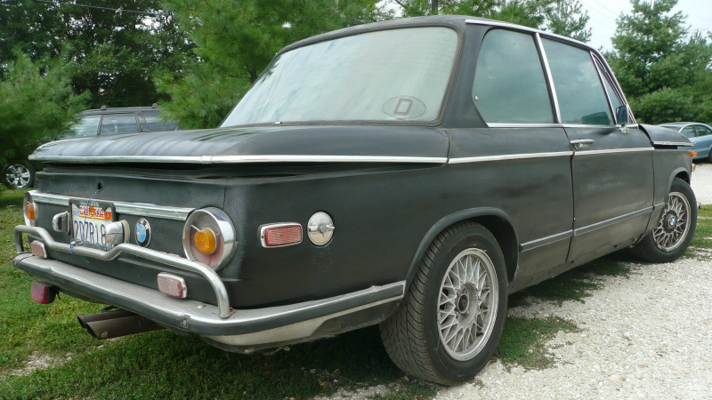 Illustration for article titled How To Stay Classy In A BMW 2002 Without Breaking The Bank